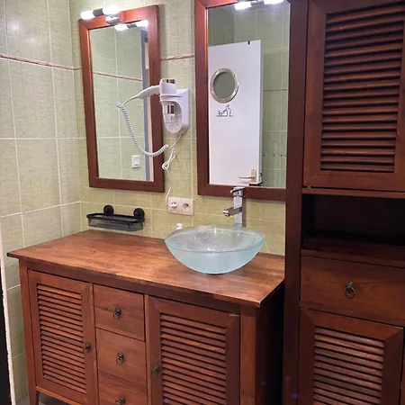 Les Amandiers Dom wakacyjny *