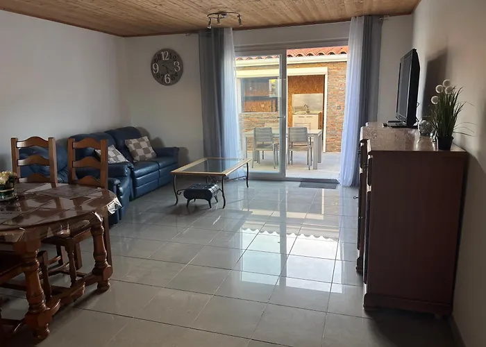 Les Amandiers Pollestres