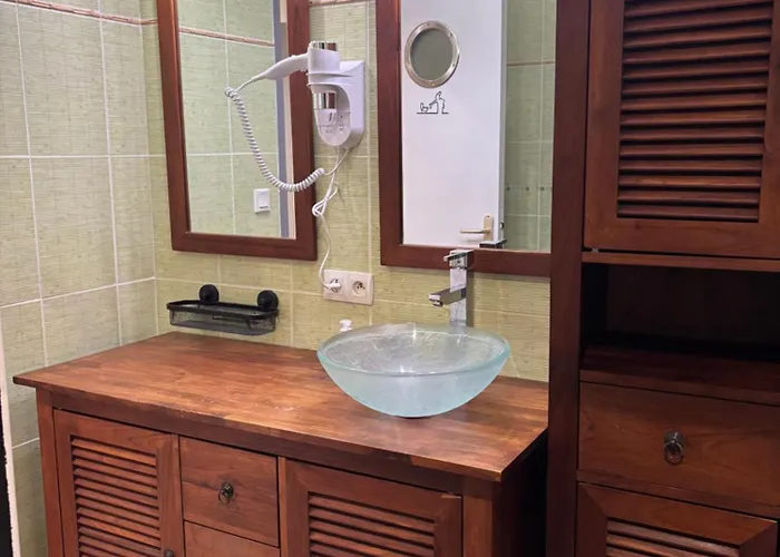 Les Amandiers Σπίτι διακοπών *